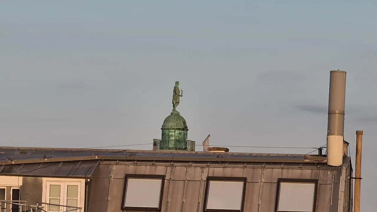 Appartement Coeur De Paris Avec Vue Sur Les Toits Appartamento